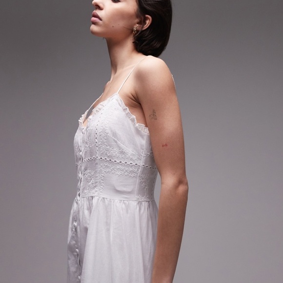 Revolve SNDYS NWT Broderie embroidered cami button maxi dress - Picture 5 of 9